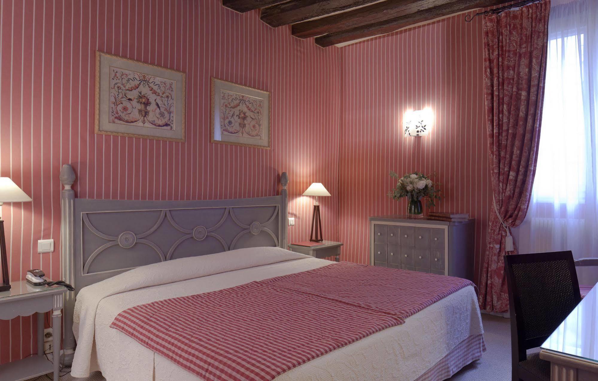 Hotel Beaubourg Paris Eksteriør billede